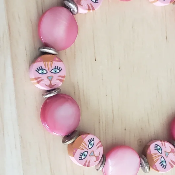 Pink Cat Faces Beaded Bracelet - Picture 4 of 6